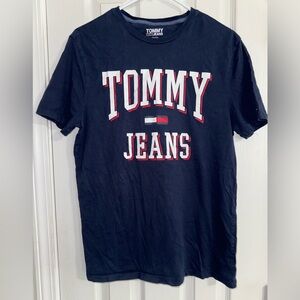 🤑 Men’s size M Tommy T-shirt 🤑